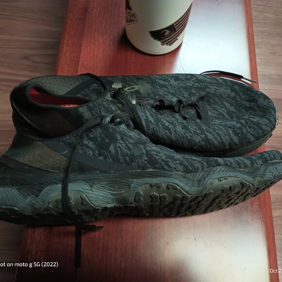 Men's size 14 Under Armour Minimalist shoes - Picture 1 of 4
